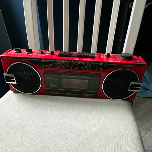 Vintage retro 80s radio