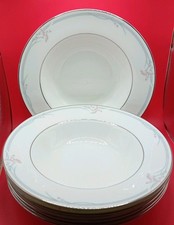 ROYAL DOULTON CARNATION 6X9"