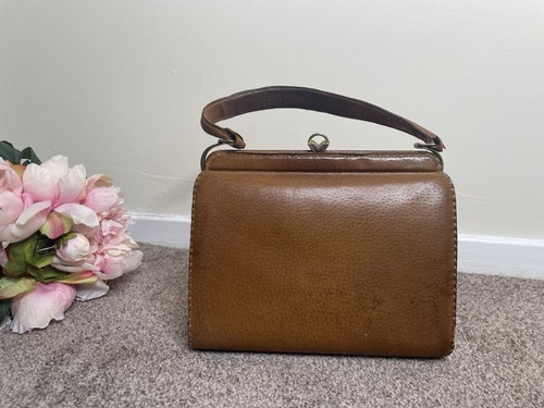 Vintage tan brown leather - tan,