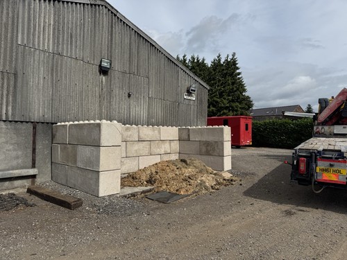 Interlocking concrete precast - interlocking,