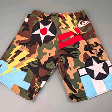 Vintage Y2K QUIKSILVER Mens Board Short Fighter Jet Camo Surf Bright Colors Sz M
