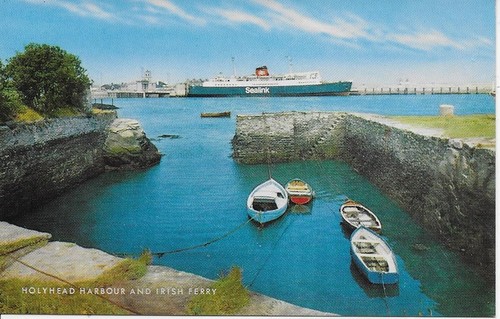 Ferry holyhead - at,
