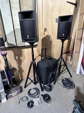 YAMAHA STAGEPAS 300. PA