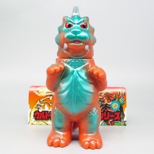 Ultraman Sofubi Kaiju GOMESS