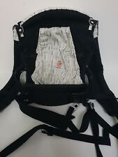 Ergobaby adapt baby carrier 3