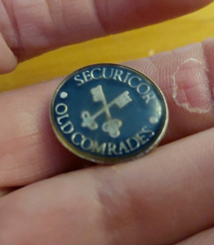 Vintage badge securicor old - badge,