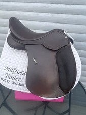 17.5 Inch Brown Wintec 500 Wide With Cair Adjustable Gullet.Takes Purple Gullets