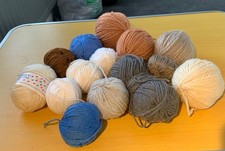 Mixed Colour Dk Wool 320 Gms