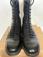 Vintage 90s Dr Martens 10-eye