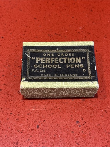 Vintage fountain pen - vintage,