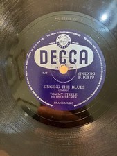 TOMMY STEELE - SINGING THE