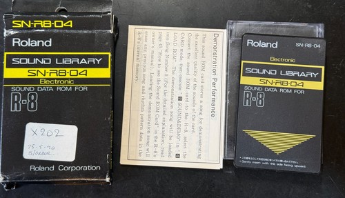 Roland electronic card - roland, r8
