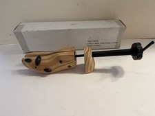 Ladies Shoe Stretcher  2 Way