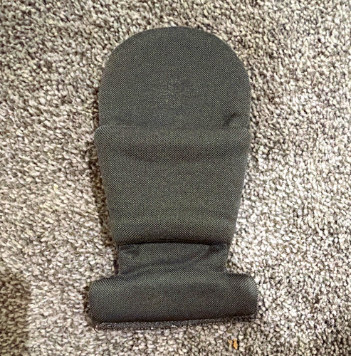 Maxi cosi gray car seat - seat, buckle
