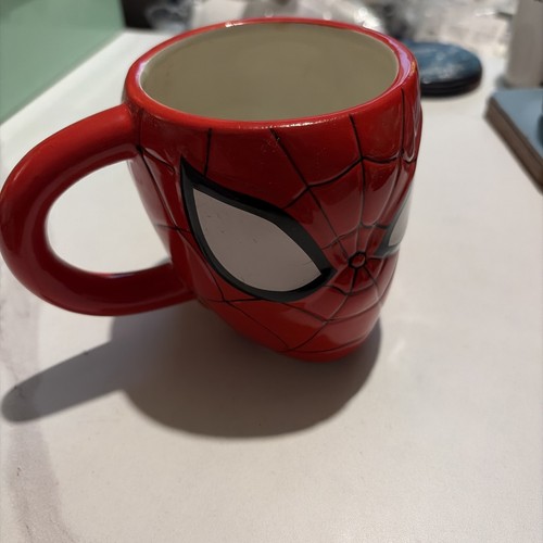 Large novelty marvel red - novelty,