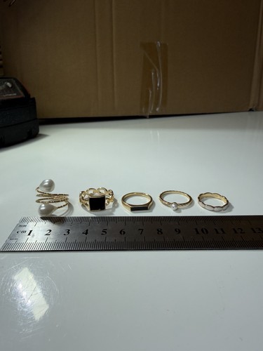 Job lot costume jewellery - lot, 5