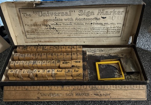 Vintage universal sign - vintage,