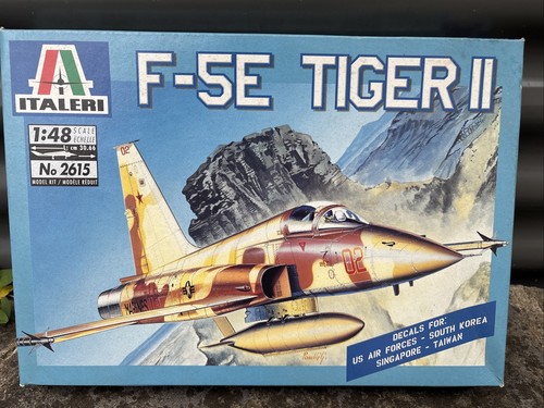 Italeri scale 5e - scale, f-5e