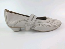 Pavers cream leather low heel - cream,