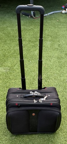 Wenger patriot wheeled - wenger, 17"