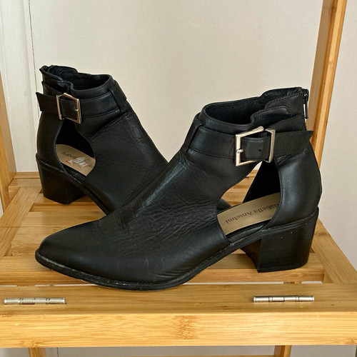 Isabella anselmi black leather - isabella,