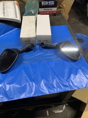 Pair rear view mirrors yamaha - rear,