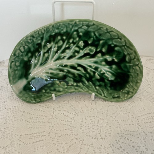 Majolica cabbageware crescent - majolica,