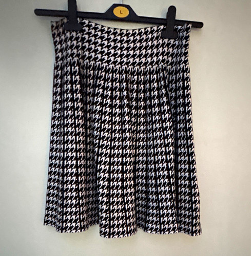 New look black white - new,