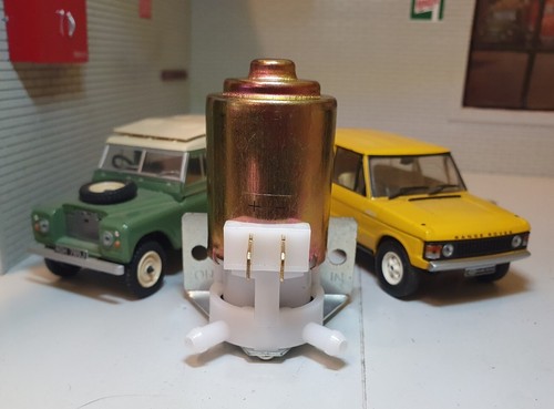 Land rover screenwash pump - land,