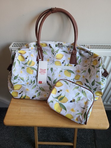 Cotton traders weekend holdall - cotton,