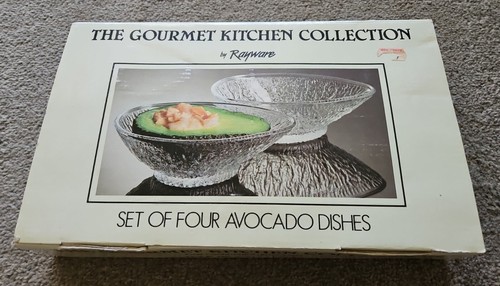 Vintage boxed rayware - set, 4
