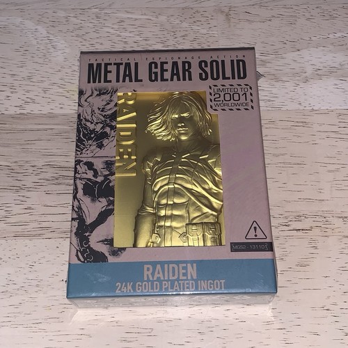 Metal gear solid 24k gold - gear, 2