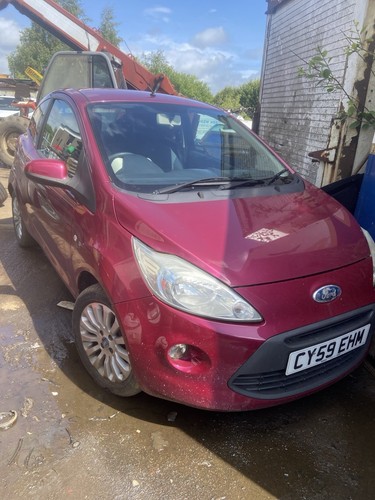 Ford breaking 59 reg - ,