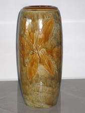 ROYAL DOULTON LAMBETH