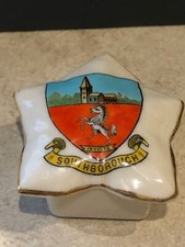 Southborough crested pill - crested,