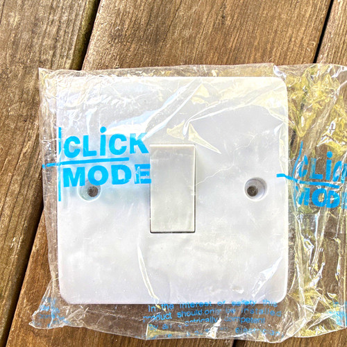 Click mode white gang way - mode,