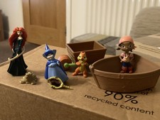 Disney Characters Bundle of 8