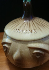 Sylvac crying onion face pot -