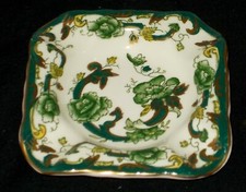 UNUSUAL VINTAGE MASONS GREEN CHARTREUSE PATTERN ASHTRAY IN GOOD CONDITION