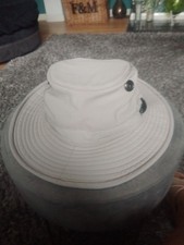 TILLEY HAT LT5B SIZE 7 1/4  - 58CM GOOD COND