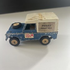 BRITAINS PINE LODGE STABLES