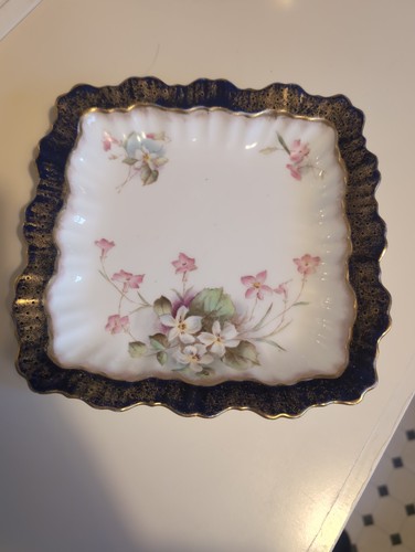 Blue gold and floral - blue,