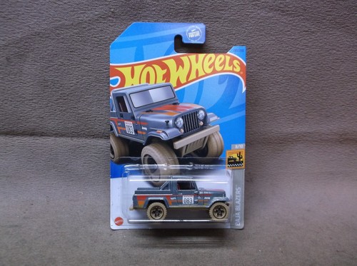 Hot wheels silver 2023 233 - hot,