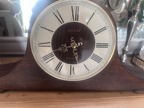 Westminster chime mantel - ~,