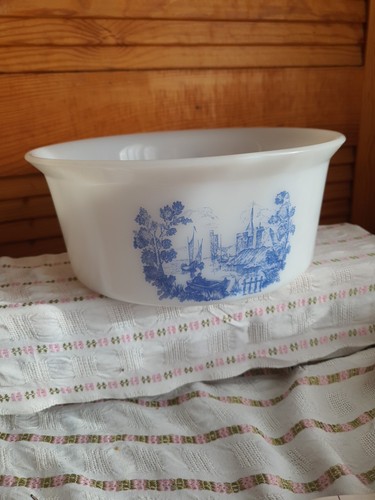 Vintage arcopal milk - vintage,