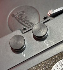 Leica black flash socket - m2, m3