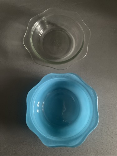 Pair pyrex sprayware cereal - pair,