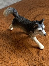 Schleich Husky Female Dog