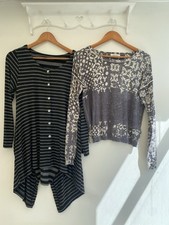 2 X Ladies Tops Sandwich Size