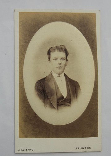 Cdv young victorian man - a,